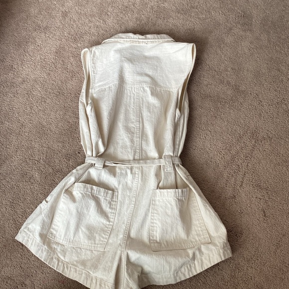 Kittenish romper - Picture 2 of 4